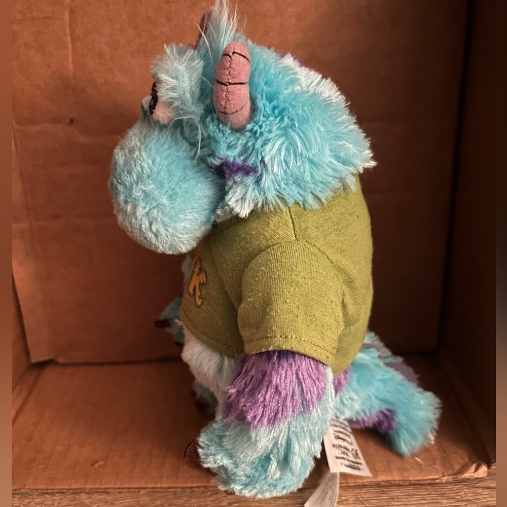 Disney Store Sully Monsters University 8” Plush Wearing OK Fraternity Shirt - Picture 5 of 11